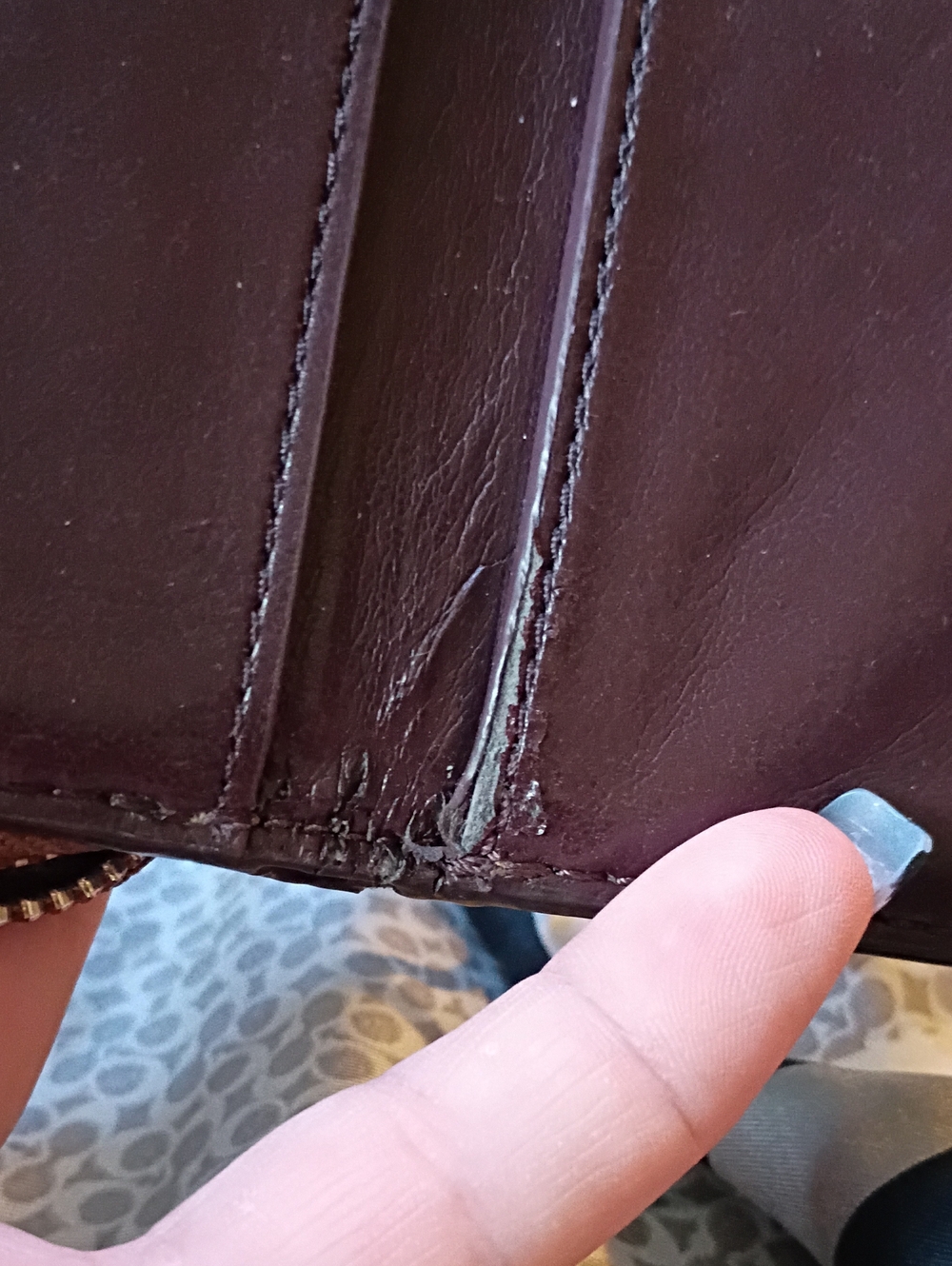 Coach Signature Wallet - Picture 13 of 13